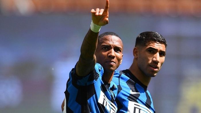 Ashley Young mở tỷ số cho chủ nhà Inter ngay từ phút thứ 8