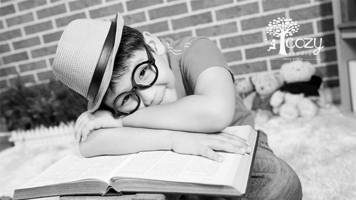 Kỹ thuật chụp ảnh đen trắng cho bức ảnh trẻ nhỏ trở nên thú vị hơn. Ảnh minh họa
