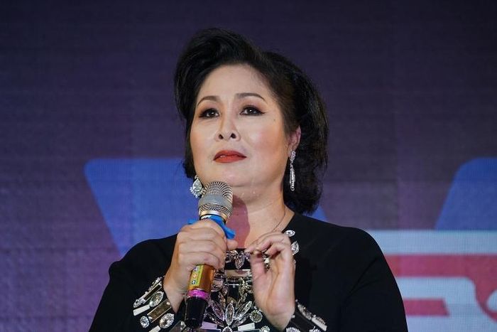 NSND Hồng Vân