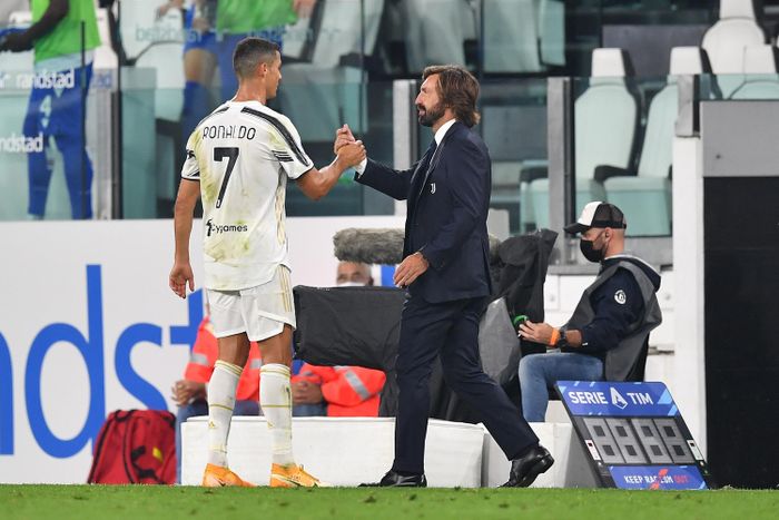 Lối chơi do HLV Pirlo xây dựng quá phụ thuộc vào Ronaldo. Ảnh: Getty Images.
