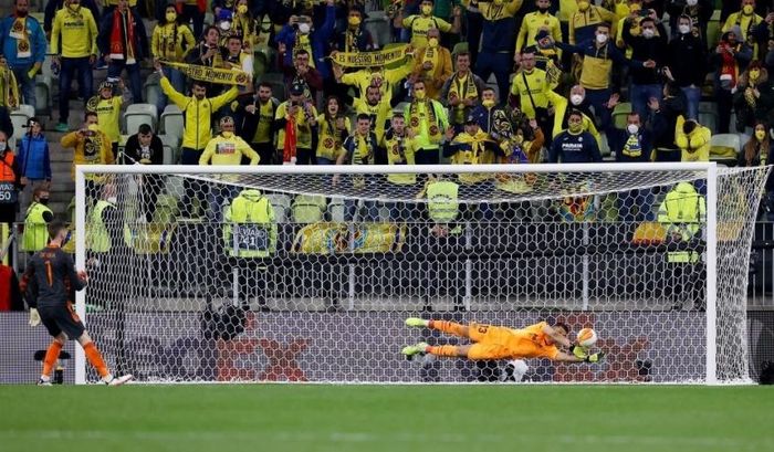 Villarreal thắng sau quả penalty quyết định của De Gea
