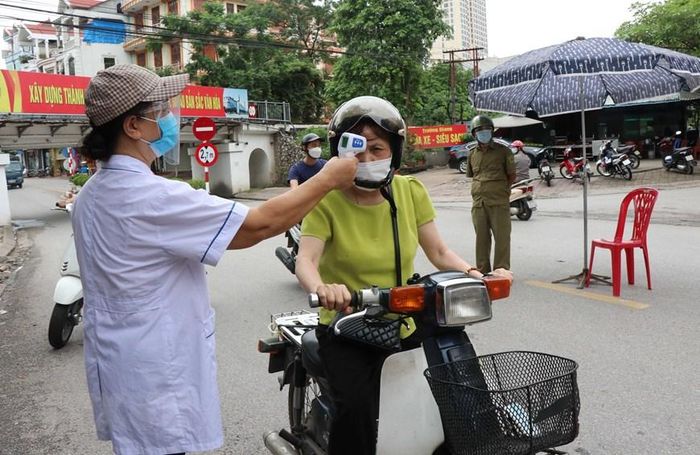 Thành phố Bắc Ninh lập 115 chốt kiểm soát dịch bệnh COVID-19. (Ảnh: TTXVN)
