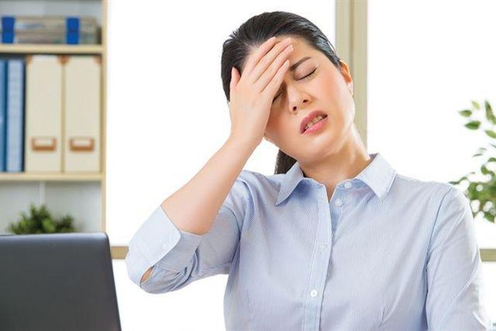 Stress, lo âu là một trong những nguyên nhân gây rối loạn trí nhớ ở người trẻ.