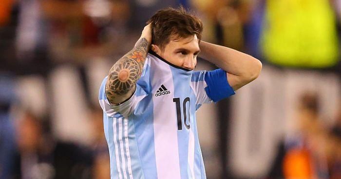 Messi cùng đồng đội mất lợi thế sân nhà tại Copa America 2021. Ảnh: Getty.