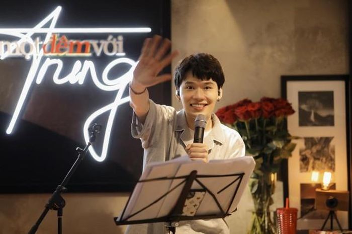 Quang Trung mong tất cả mọi người bình an trong giai đoạn giãn cách xã hội