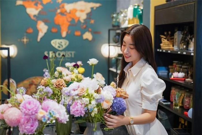 Hoa hậu Đỗ Mỹ Linh