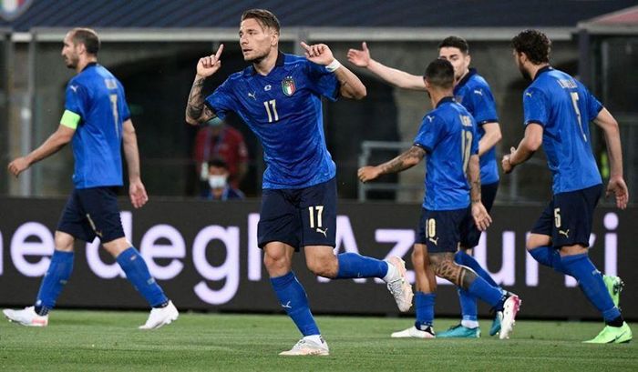 Ciro Immobile là người khơi mào cho cơn mưa bàn thắng mà Italy trút vào lưới CH Séc, với pha ghi bàn mở tỷ số ở phút 23
