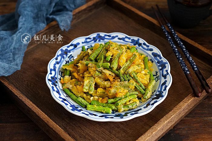 Đậu đũa có thể được luộc, xào trực tiếp, hầm với thịt, hoặc chần qua để ướp, tóm lại, đậu đũa được ăn theo nhiều cách. Hôm nay giới thiệu với mọi người công thức món đậu đũa chiên trứng, cực ngon lại bổ dưỡng.