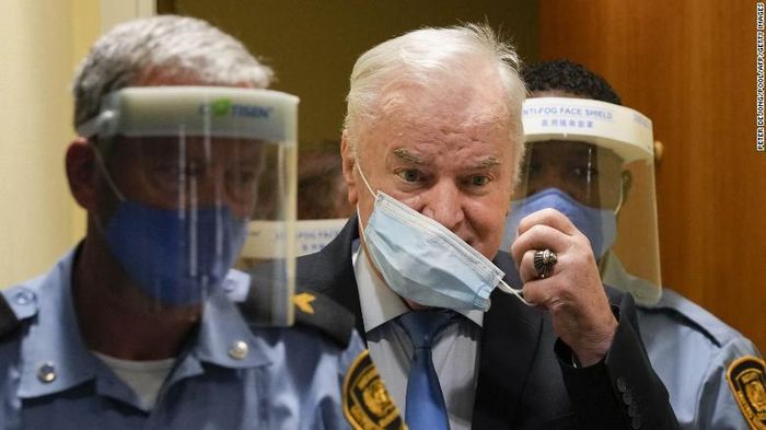 Ratko Mladic trong phiên tòa phúc thẩm hôm 8/6. Ảnh: Getty.