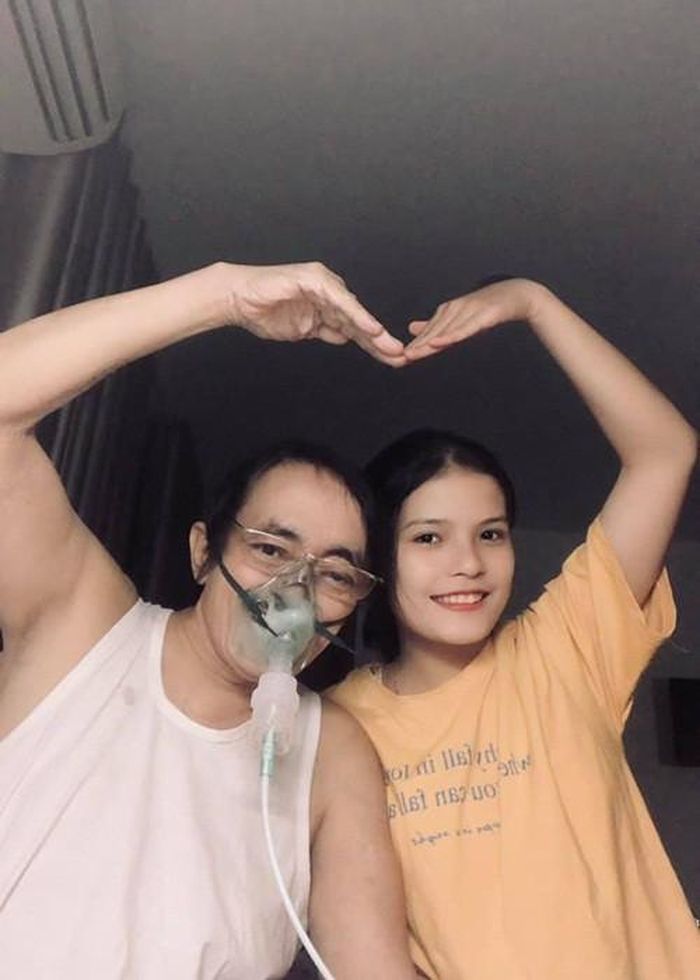 Giang Còi bị ung thư hạ họng giai đoạn 3 và đã di căn. Anh được con gái Ngọc Anh chăm sóc trong những ngày điều trị ở bệnh viện. Theo Ngọc Anh, sau khi tái nhập viện hồi cuối tháng 5, bố của cô gặp khó khăn trong việc ăn uống. Bên cạnh đó, Giang Còi cũng bị khó thở nên phải dùng thiết bị thở oxy.