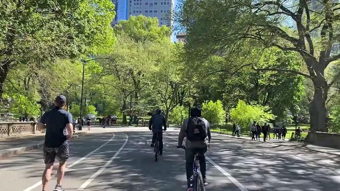  Khung cảnh đông vui, nhộn nhịp tại công viên Central Park, thành phố New York. Ảnh: NVCC. 
