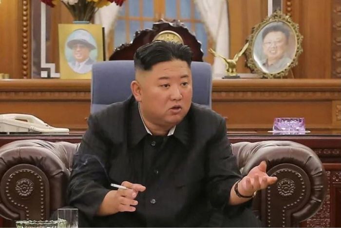 Sự thay đổi trong gần một năm (7/2020-6/2021) của ông Kim Jong Un. Ảnh: Guardian.