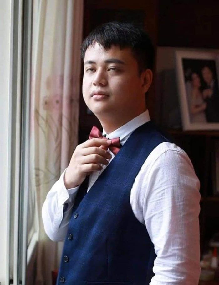 Bộ ảnh cưới "thảm họa" này sau khi chia sẻ lên MXH đã khiến netizen phì cười một phen. Dù không biết thực hư thợ chụp ảnh có phải là người yêu cũ hay không nhưng cư dân mạng phải công nhận anh phó nháy này không có tâm. Ảnh: Facebook