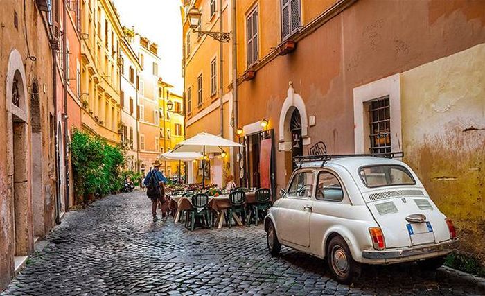 Một góc phố Roma yên bịnh