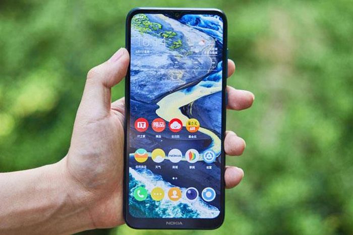 C20 Plus được trang bị màn hình giọt nước với kích thước 6,5 inch, độ phân giải HD Plus (1.600x720 pixel), chia theo tỷ lệ 20:9. 