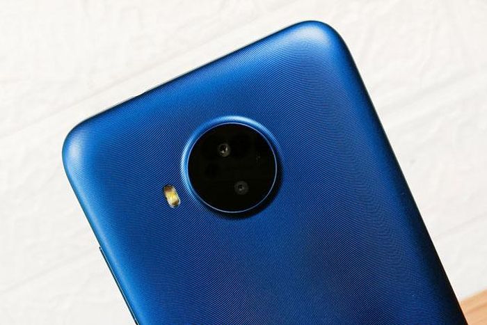 Nokia C20 Plus sở hữu 2 camera với cảm biến chính độ phân giải 8 MP cùng ống kính chiều sâu 2 MP. 