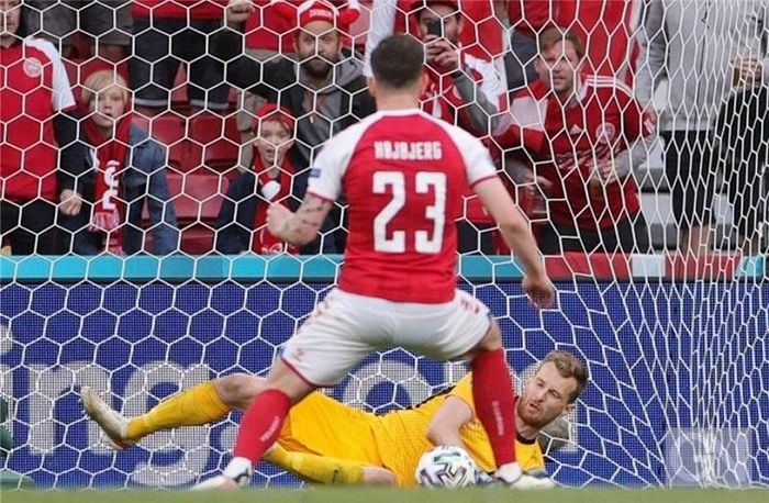 Hojbjerg bỏ lỡ cơ hội đáng tiếc trên chấm 11m