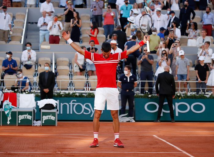 Djokovic lần thứ 2 lên ngôi tại Pháp Mở rộng sau năm 2016. Ảnh: Reuters.
