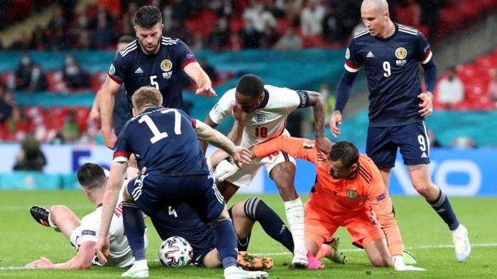 Scotland đã cầm chân tuyển Anh