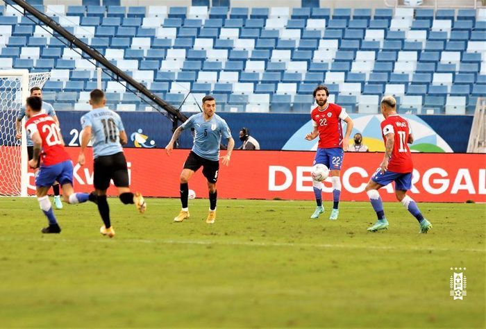 Uruguay gặp nhiều khó khăn trước Chile