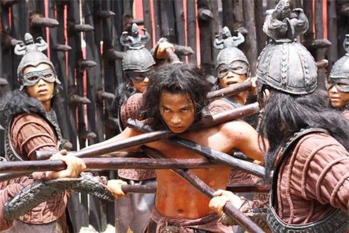 Tony Jaa trong “Ong-Bak 3”.