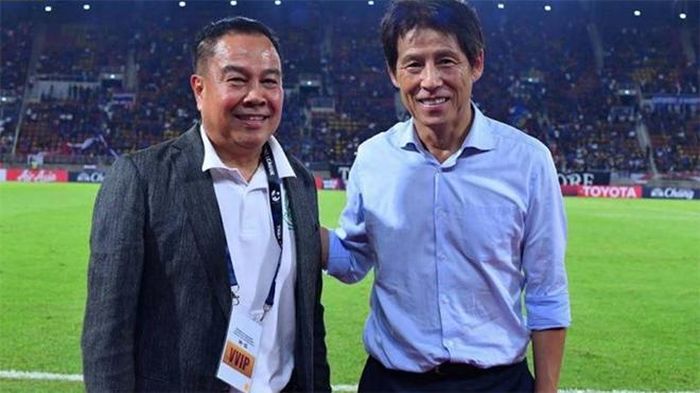 HLV Nhật Bản Akira Nishino chấp nhận giảm lương