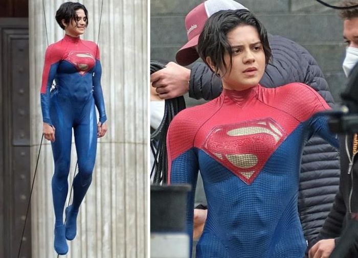 Sasha Calle trong vai Supergirl trên phim trường “The Flash”