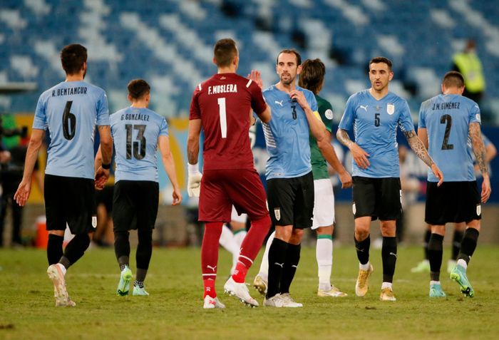  Ở lượt trận cuối, Uruguay cần một điểm trước Paraguay để tự định đoạt số phận. Trong khi đó, Bolivia nhiều khả năng sẽ trở thành một trong hai đội bị loại khỏi Copa America 2021 từ vòng bảng. 