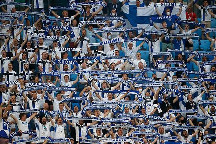 Hàng trăm CĐV Phần Lan nhiễm Covid-19 sau khi xem VCK EURO 2020