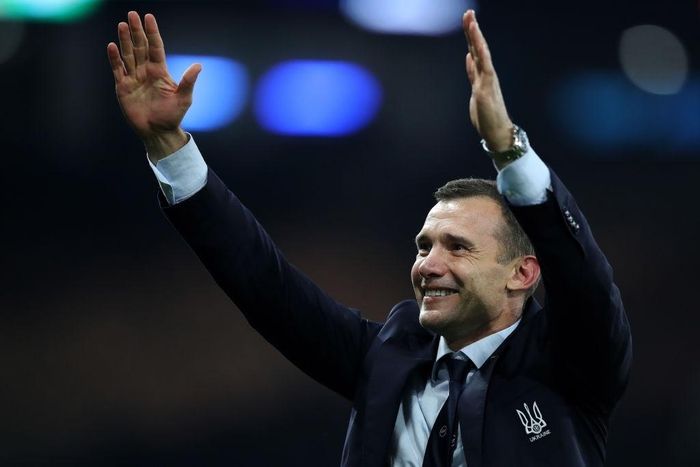  Shevchenko là ngôi sao lớn nhất của Ukraine ở kỳ Euro 2020. Shevchenko là huyền thoại và cầu thủ ghi bàn nhiều nhất mọi thời đại của Ukraine. 