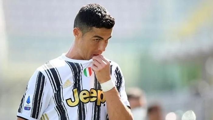Ronaldo có thể rời Juventus sau 3 mùa không thành công như ý về mặt tập thể