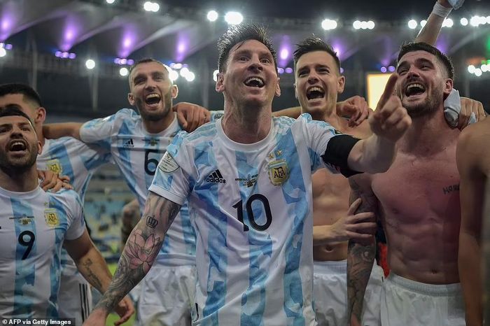 Có thể hiểu sự sung sướng của Messi vào lúc này