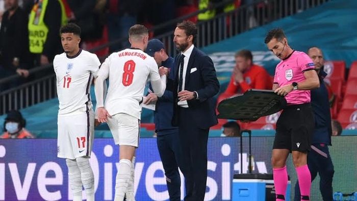  HLV Southgate hoàn toàn thất bại với những quyết định thay đổi người. Ảnh: Getty Images. 