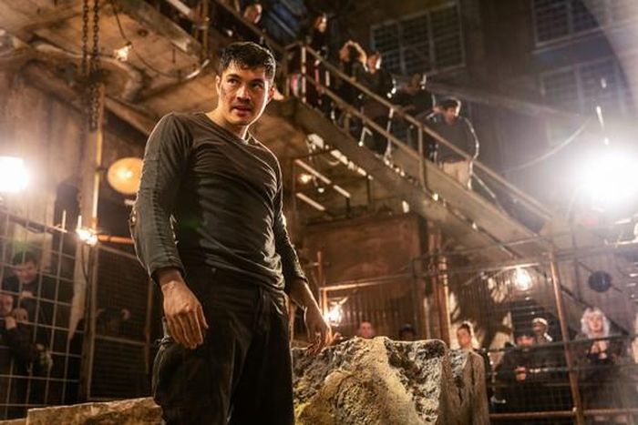 Henry Golding trong vai Snake Eyes