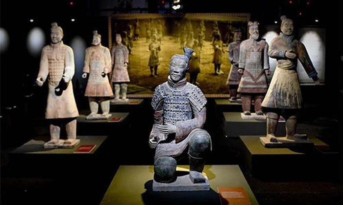 Thế nhưng, nghiên cứu gần đây của các chuyên gia cho thấy nguy hiểm hơn cả thủy ngân là cạm bẫy chết chóc đến từ những cỗ máy bắn tên tự động.