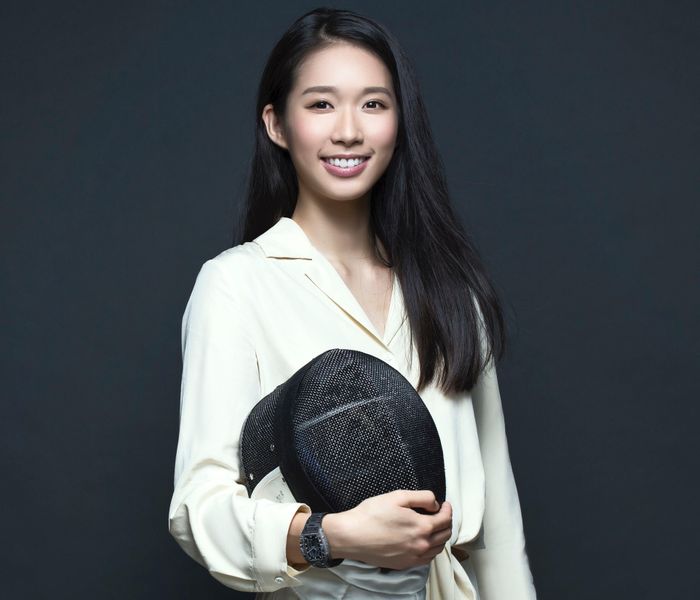  "Trước kia, tôi mơ ước mình theo đuổi công việc văn phòng, mặc vest thanh lịch thay vì trở thành VĐV chuyên nghiệp. Nhưng sau khi thi đấu tại Rio vào năm 2016, tôi nhận ra mình yêu môn đấu kiếm và muốn xem mình có thể đi được bao xa", Vivian cho hay. 