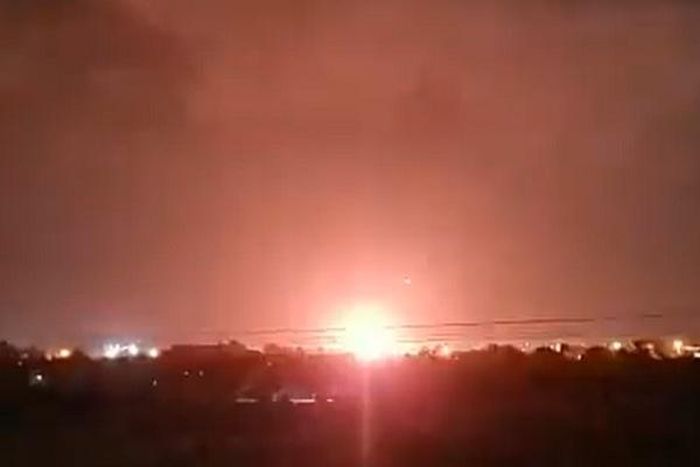 Không quân Israel không kích Dải Gaza đêm 25/7. Ảnh: Twitter