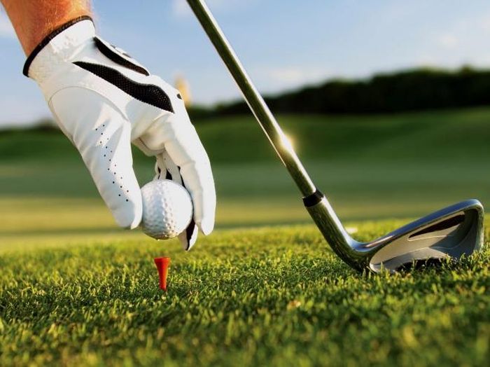 Golf là một môn thể thao. Nguồn: Internet