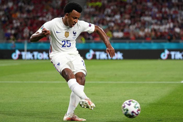 Chelsea tiến gần đến thỏa thuận Kounde