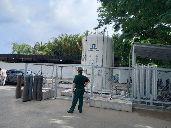 Bồn ô xy khổi lượng 7,5 khối được lắp đặt trong bệnh viện