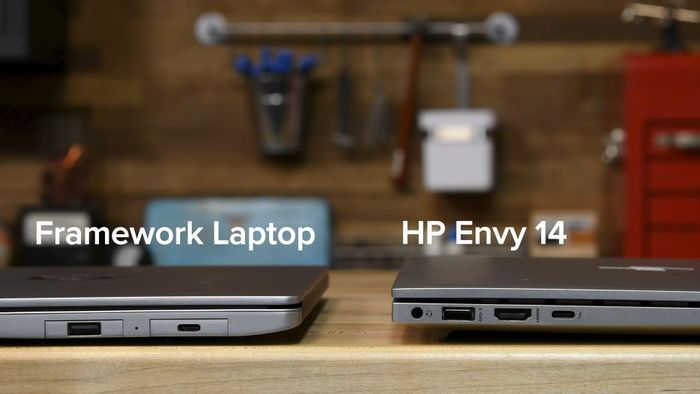  Với tất cả những khả năng nâp cấp đó thì chiếc máy của Framework vẫn không quá dày và cục mịch. Chiếc laptop 13.5 inch này có trọng lượng 1,3 kg và độ mỏng 15.9 mm. Ảnh: ifitxit. 