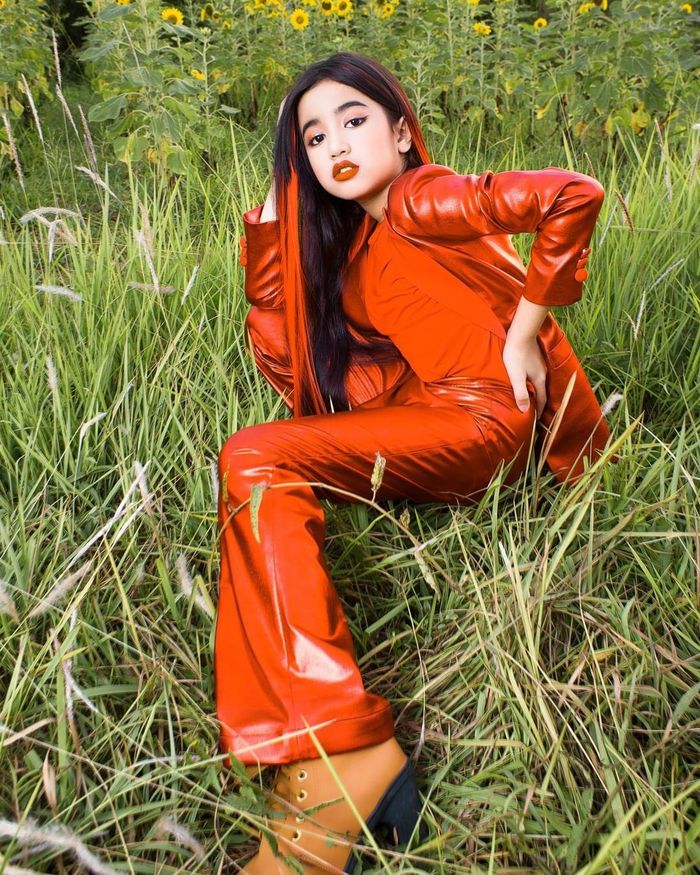  Jenna bày tỏ hy vọng sẽ phấn đấu để trở thành một nghệ sĩ thực thụ, tỏa sáng bằng tài năng của mình trong tương lai. 