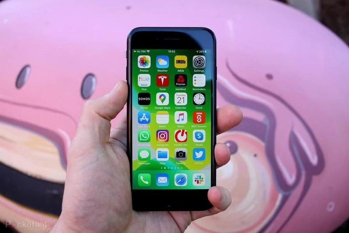 iPhone SE thế hệ mới sẽ có kết nối 5G và mạnh ngang iPhone 13? Ảnh: Pocket-lint.