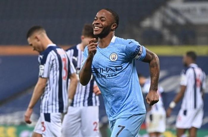 Sterling vẫn được đảm bảo tương lai ở Man City