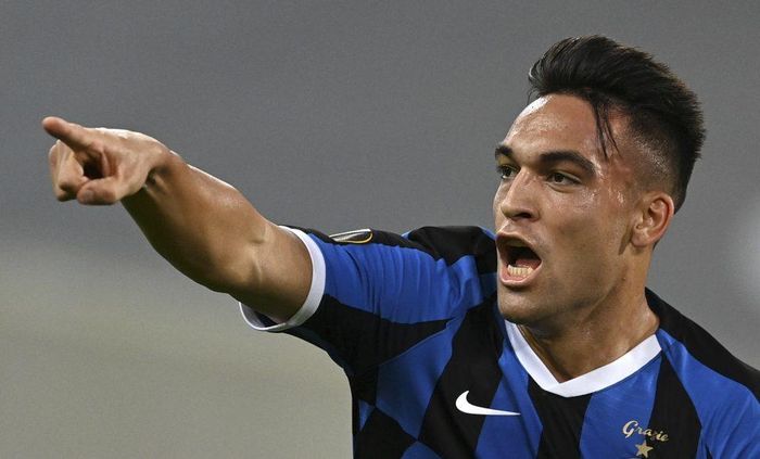 Martinez từ chối Arsenal