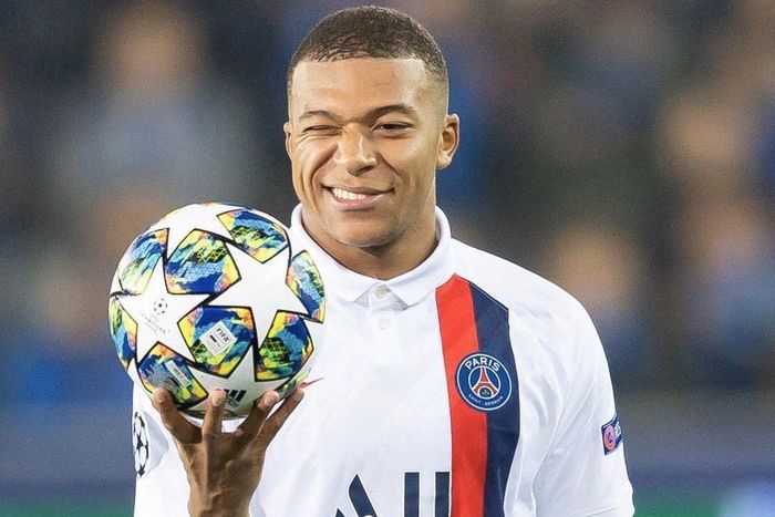 Kylian Mbappe sẽ rời PSG dạng tự do