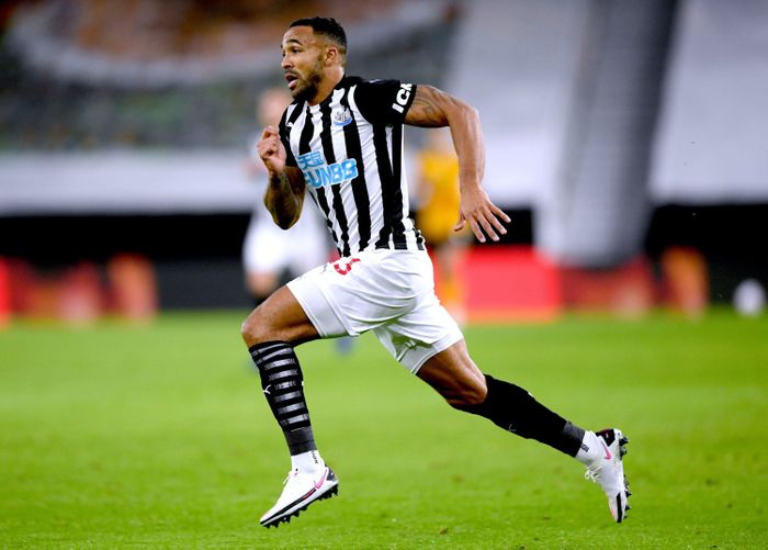 Callum Wilson, chân sút đang chơi cho Newcastle United, đứng ở vị trí thứ 3 khi đạt vận tốc trung bình 31,3 km/h. Chân sút 29 tuổi là tiền đạo nổi tiếng với các pha nước rút tốt khi còn chơi cho Bournemouth.