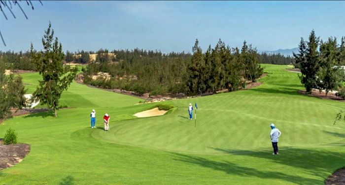 Sân golf FLC Quy Nhơn. Ảnh: T.L.