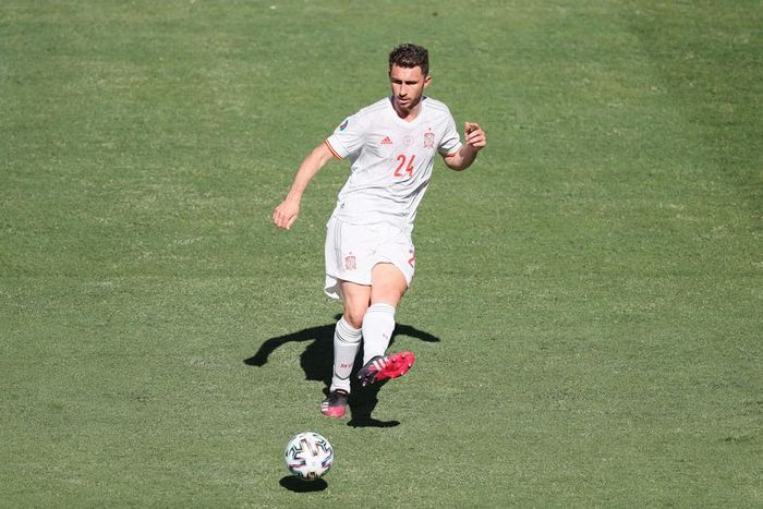 Laporte được Real Madrid chọn thay Ramos