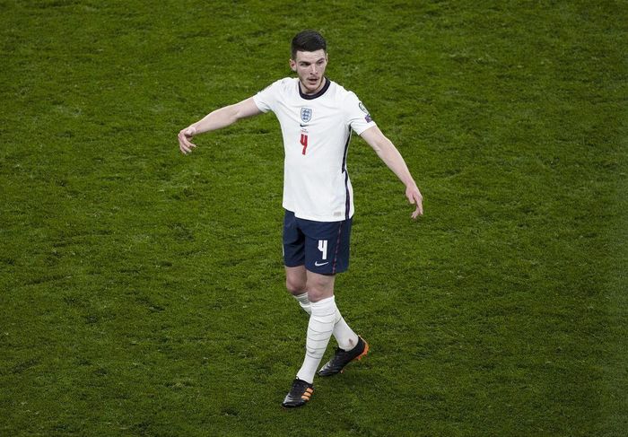 MU bế tắc trong đàm phán Declan Rice